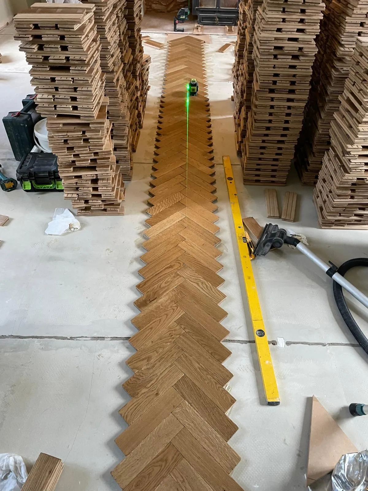Herringbone oak floors, photo 3 of 5