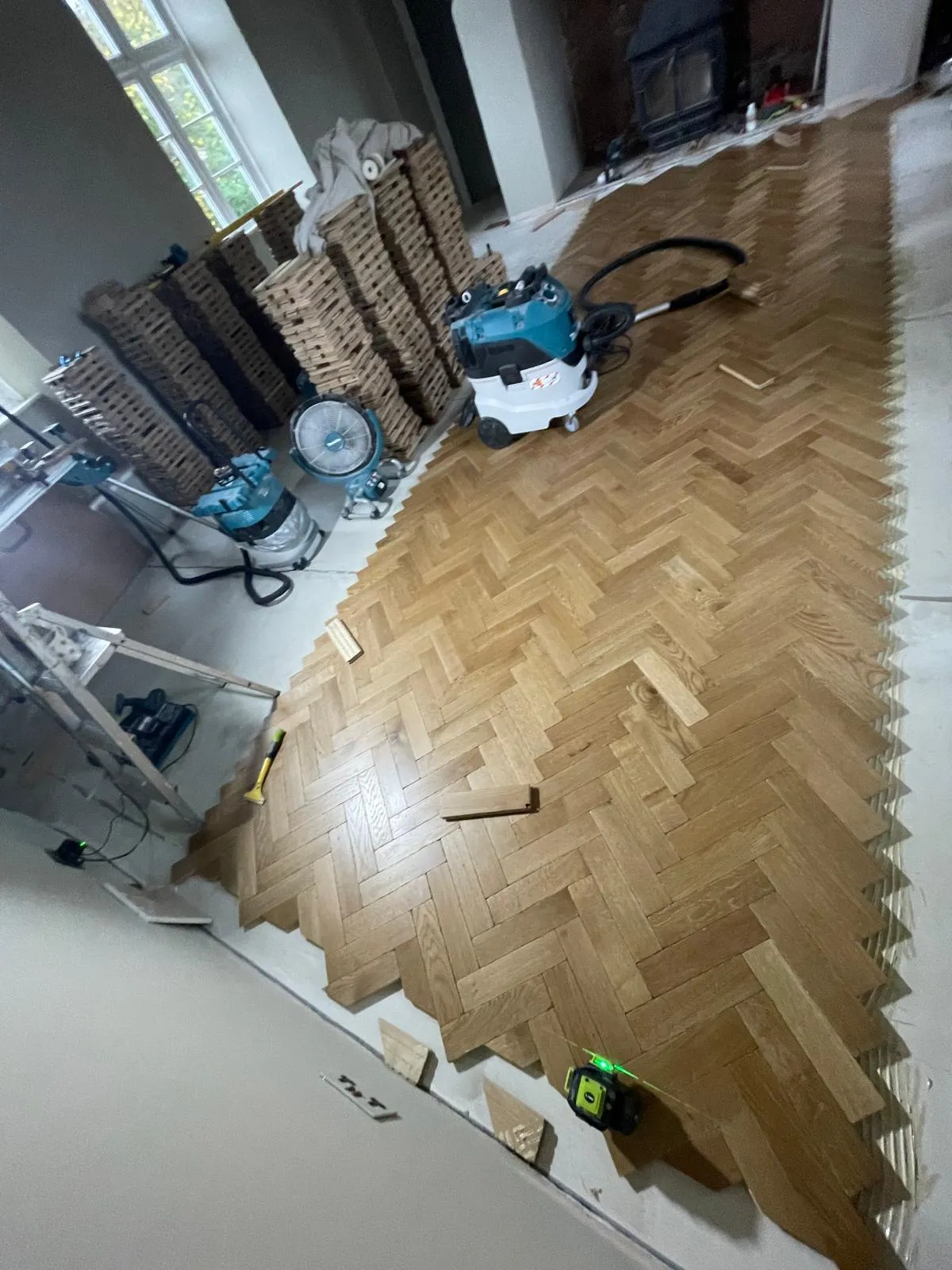 Herringbone oak floors, photo 4 of 5