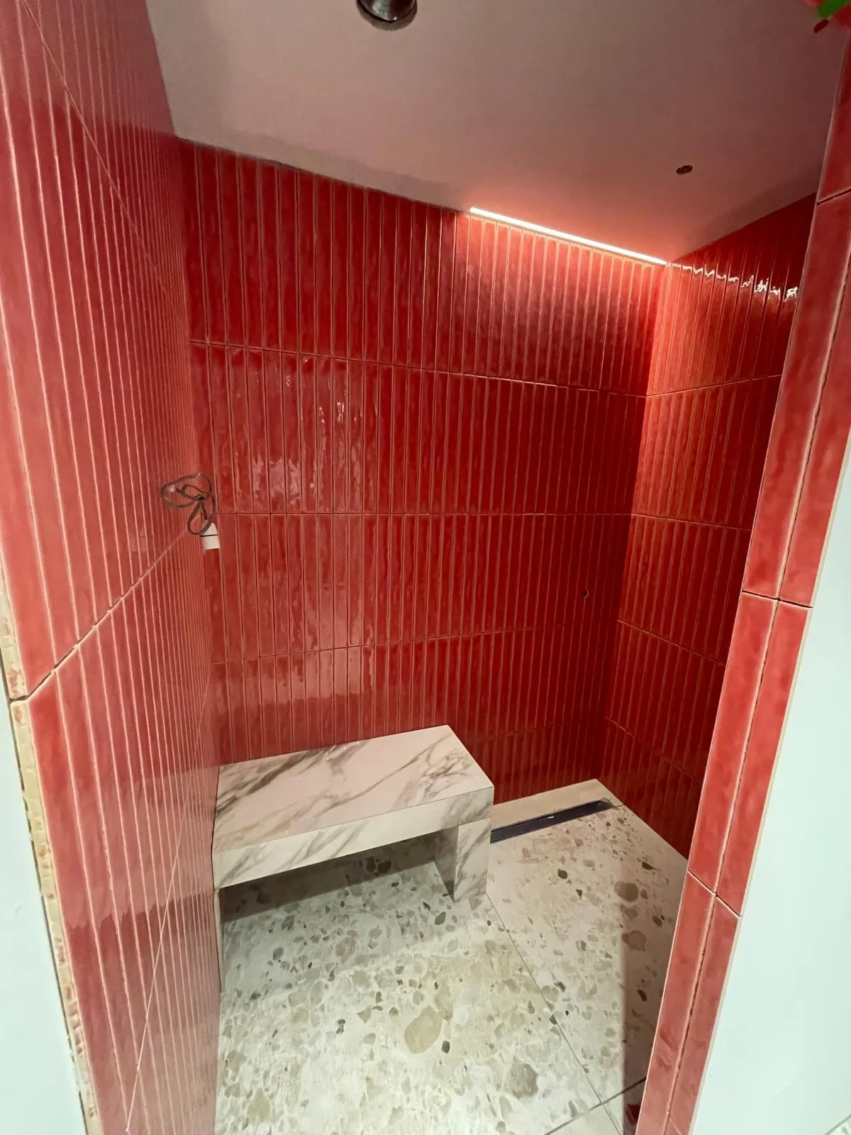 Terrazzo and marble bathrooms, photo 3 of 4